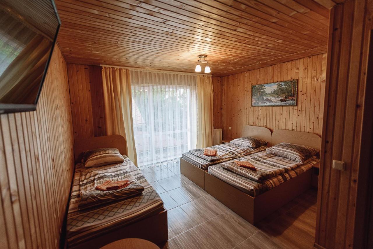 Toga Cottage Yablunytsya Exterior photo
